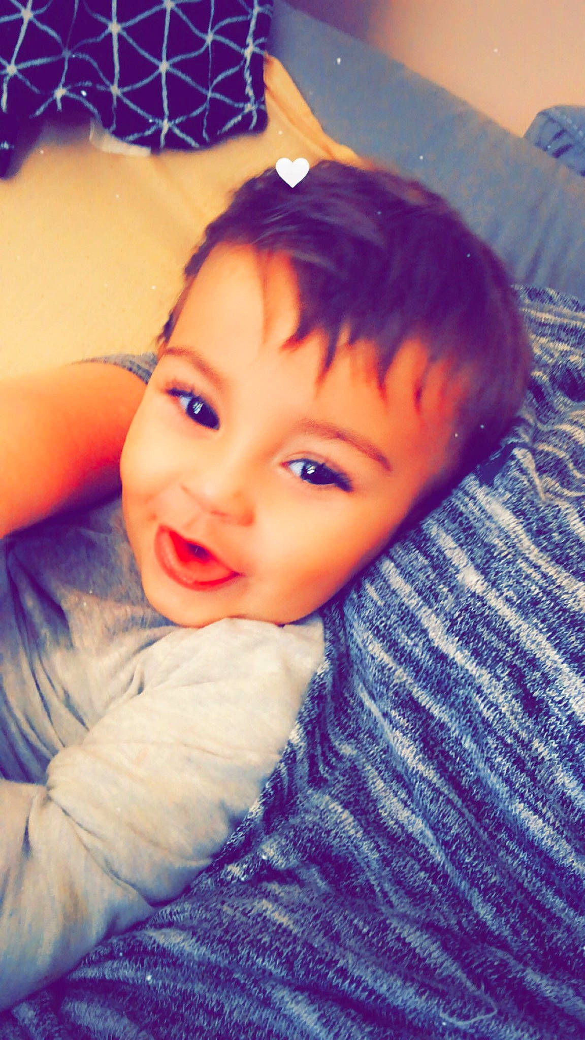 Mahdi a rejoint le concours — aidez-le/la à gagner de superbes lots ! arm, blue, cheek, comfort, cool, eye, eyebrow, eyelash, flash_photography, forehead, happy, iris, jaw, lip, mouth, nose, person, purple, skin, smile