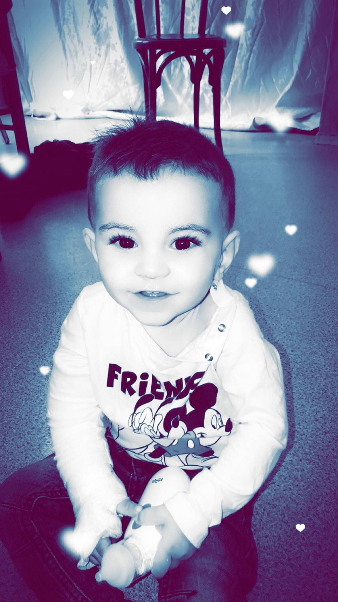 Mahdi a rejoint le concours — aidez-le/la à gagner de superbes lots ! baby, baby_toddler_clothing, cheek, cool, eyelash, flash_photography, happy, human, iris, lip, mammal, mouth, nose, organ, person, pink, red, skin, sleeve, tints_and_shades