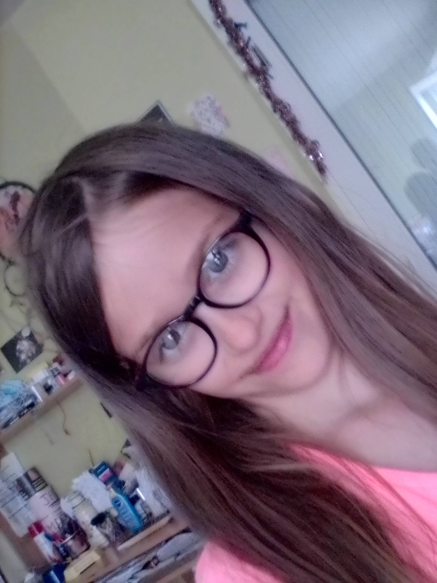 Jennyfer a rejoint le concours — aidez-le/la à gagner de superbes lots ! beauty, black_hair, blond, brown_hair, cheek, chin, eyebrow, eyewear, face, forehead, glasses, hair, hair_coloring, hairstyle, head, joy, lip, long_hair, nose, person