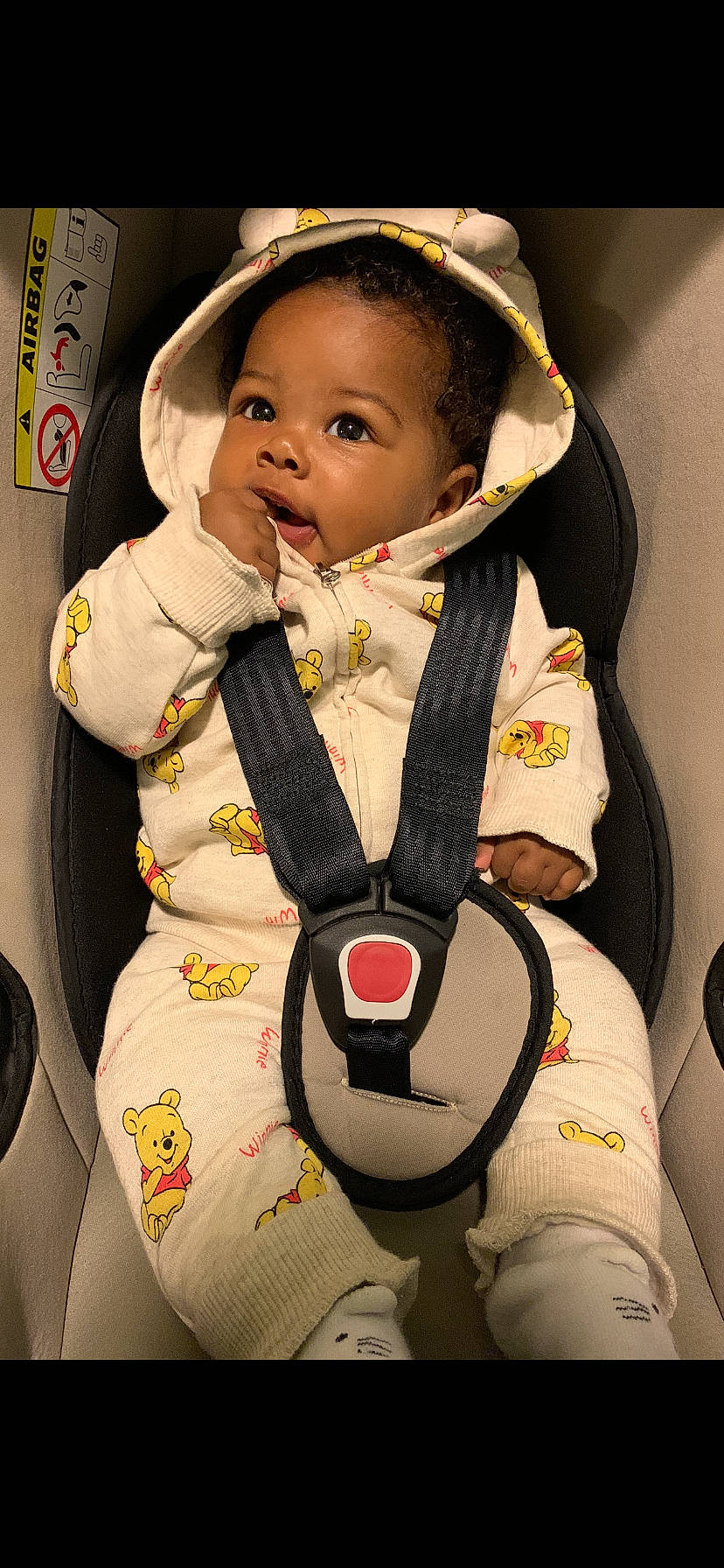 Naïlah a rejoint le concours — aidez-le/la à gagner de superbes lots ! baby, baby_in_car_seat, baby_products, car_seat, child, person, product, seat_belt, toddler