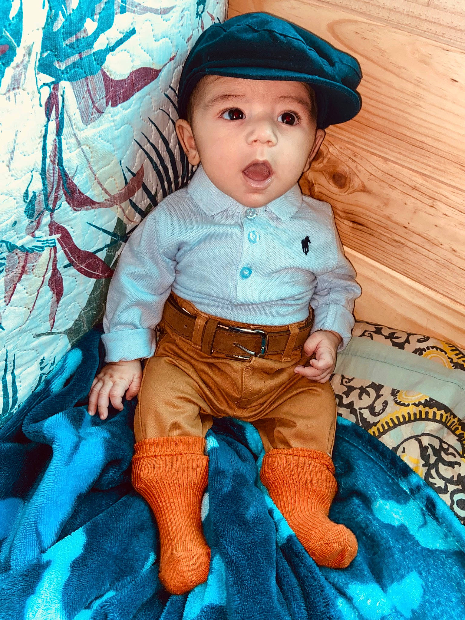 Aaron participe au concours pour gagner de l'argent avec cette photo : azure, baby, baby_toddler_clothing, cheek, child, doll, eye, happy, headwear, nose, organ, outerwear, pattern, person, pink, skin, sleeve, sun_hat, surprise, textile