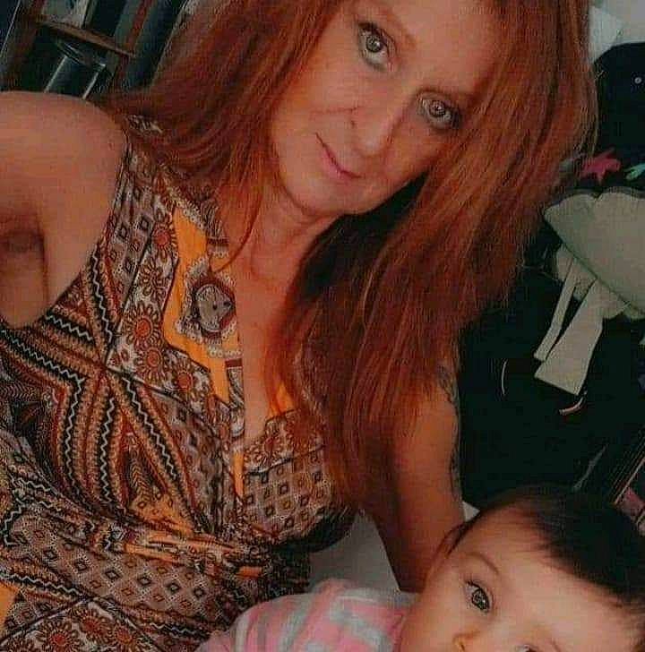 Eva a rejoint le concours — aidez-le/la à gagner de superbes lots ! cheek, chin, ear, eye, eyebrow, eyelash, face, facial_expression, forehead, hair, hairstyle, iris, lip, mouth, muscle, neck, nose, organ, person, shoulder