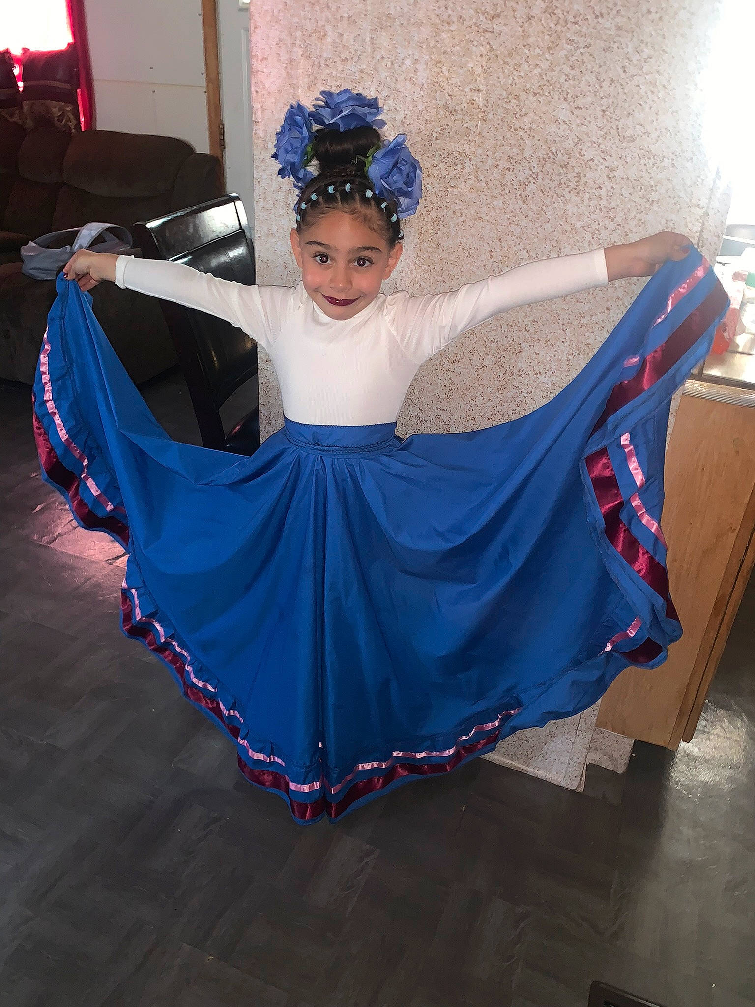 Annaleah is registered to the contest to win money with this photo: brassiere, bridal_accessory, costume_design, electric_blue, entertainment, event, fashion_accessory, fashion_design, fictional_character, flooring, fun, gown, hair_accessory, headpiece, jewellery, joy, performance_art, performing_arts, person, sportswear