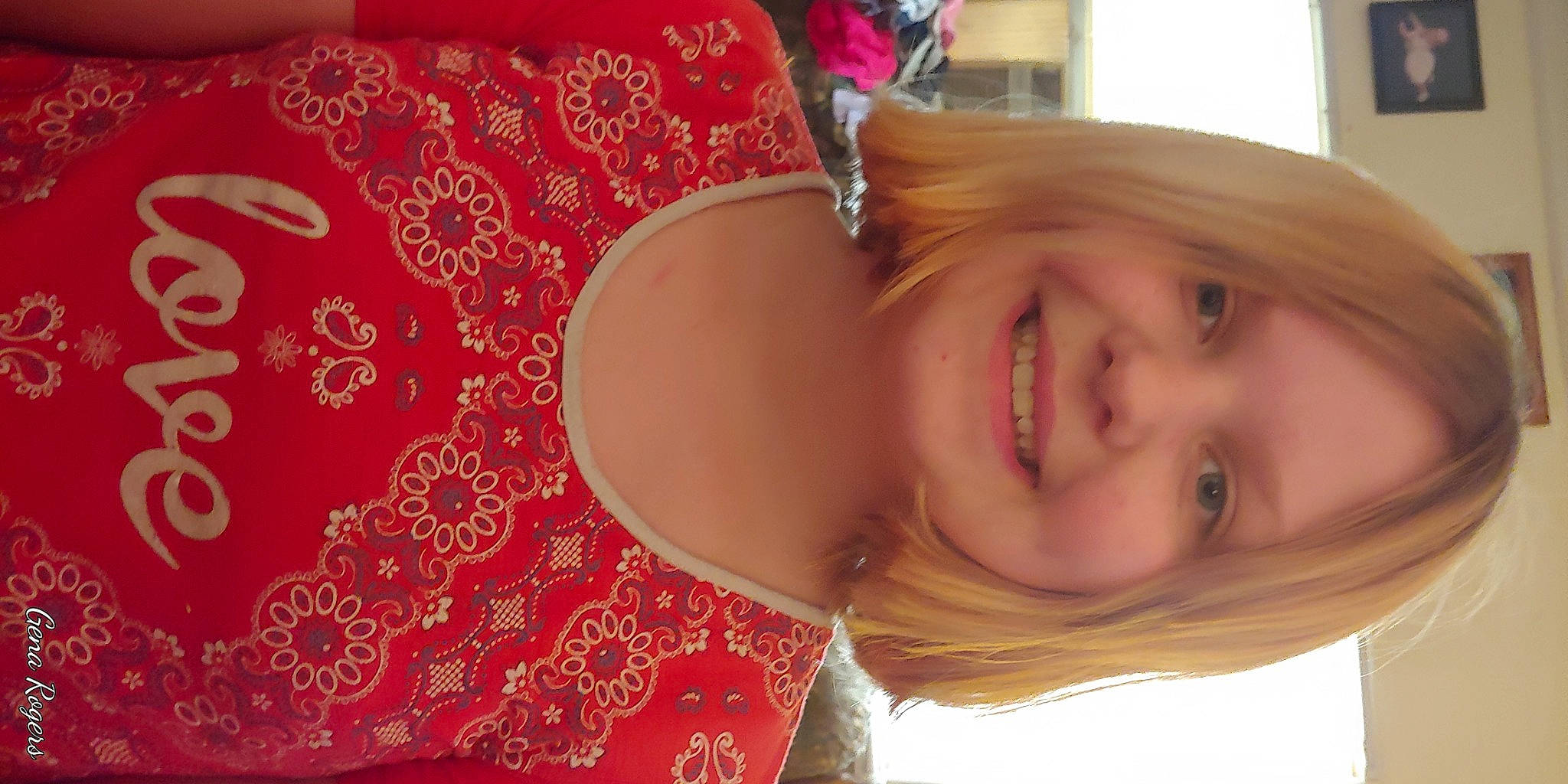 Randi is registered to the contest to win money with this photo: blond, cheek, child, ear, face, joy, lip, mouth, neck, nose, person, pink, smile, throat