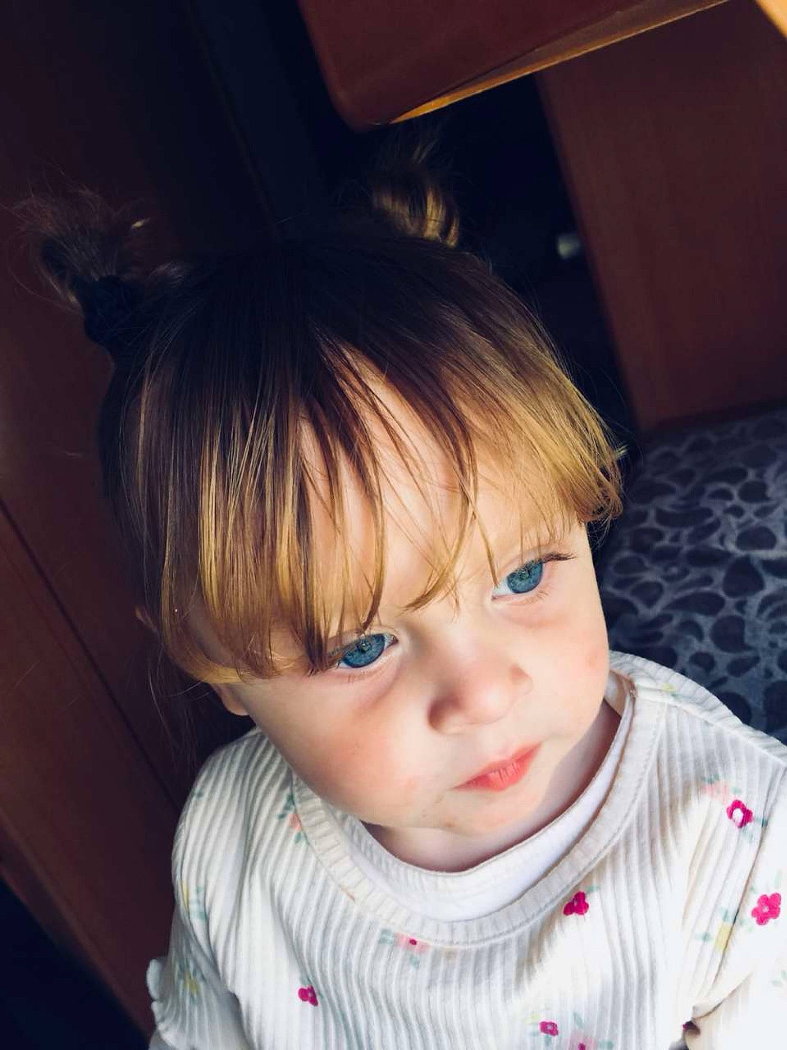 Swensy participe au concours pour gagner de l'argent avec cette photo : baby_toddler_clothing, bangs, black_hair, cheek, chin, cool, ear, eyelash, forehead, gesture, hair, happy, iris, lip, mammal, nose, person, skin, sleeve, tints_and_shades
