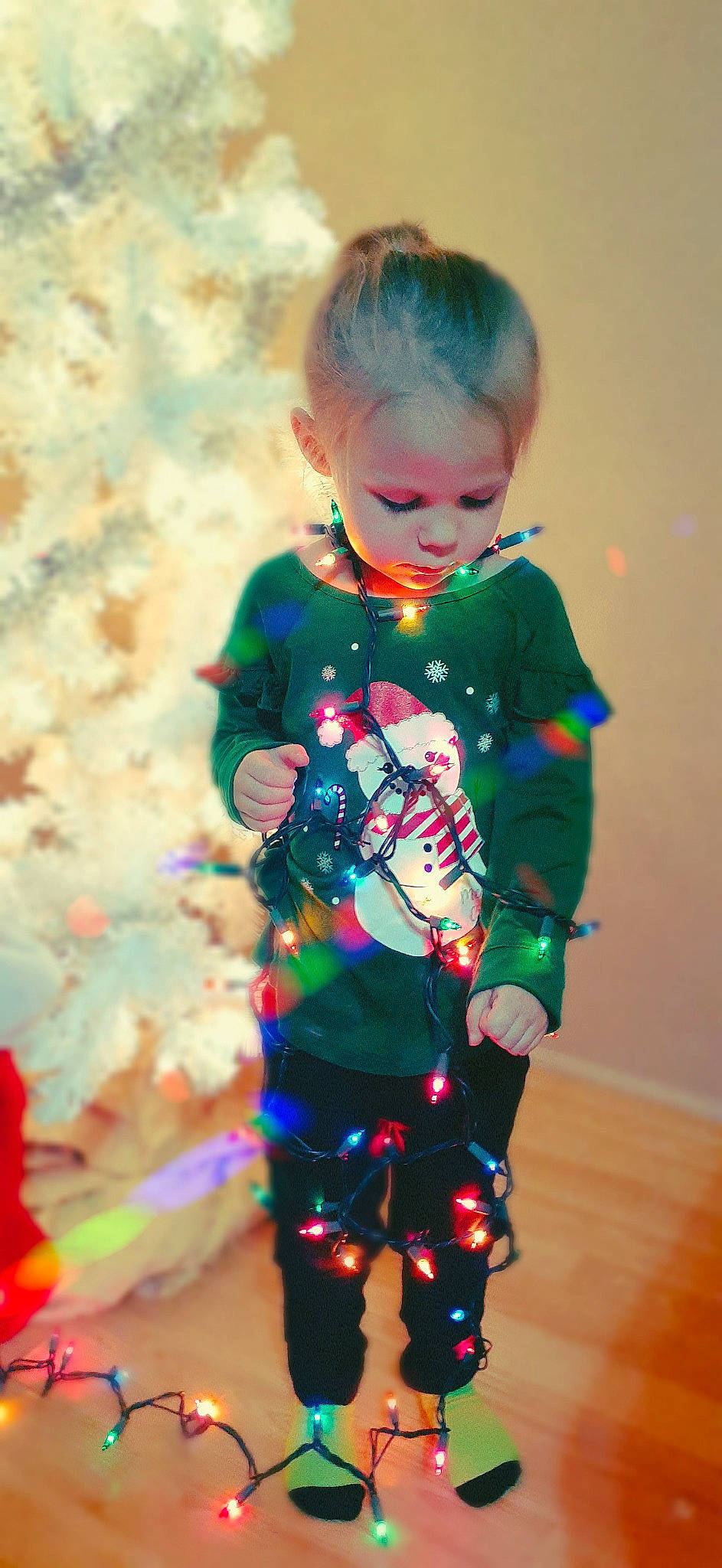 Zaphire is registered to the contest to win money with this photo: child, christmas, fun, person, play, toddler