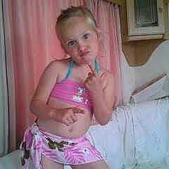 Lauréne a rejoint le concours — aidez-le/la à gagner de superbes lots !