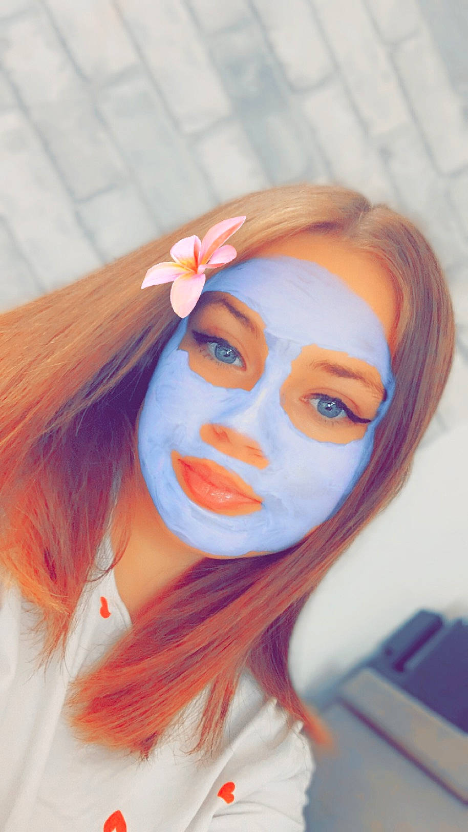 Lea a rejoint le concours — aidez-le/la à gagner de superbes lots ! bangs, black_hair, earrings, electric_blue, eyebrow, eyelash, eyewear, face, hair_accessory, headband, headgear, headpiece, jewellery, lip, lipstick, long_hair, makeover, neck, person, red_hair