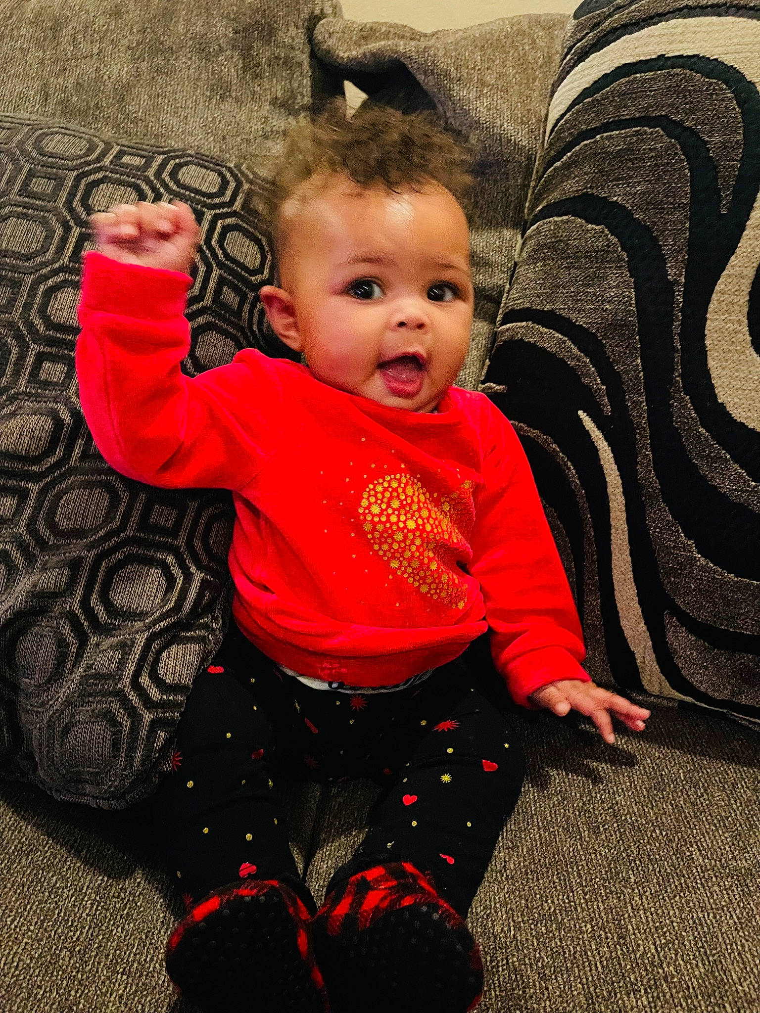 Tylaiah joined the competition — help win amazing prizes! baby, baby_toddler_clothing, carmine, cheek, child, comfort, flooring, fun, grass, happy, pattern, person, room, sitting, skin, sleeve, smile, surprise, t_shirt, toddler