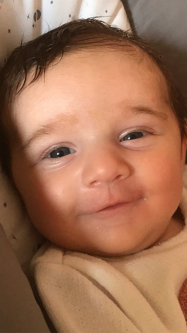 Lola a rejoint le concours — aidez-le/la à gagner de superbes lots ! baby, cheek, child, ear, eye, eyebrow, eyelash, flash_photography, forehead, happy, iris, jaw, lip, mouth, neck, nose, people, person, skin, smile