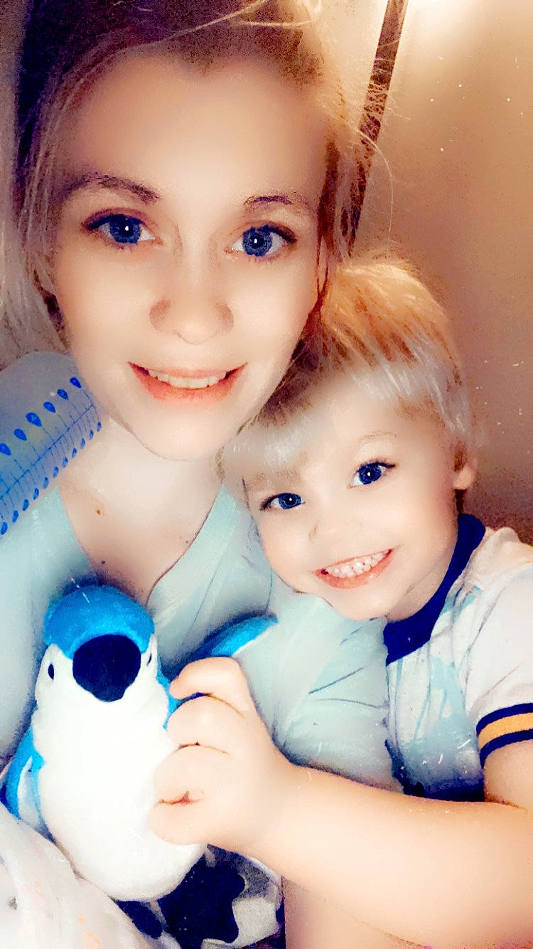 Xavier is registered to the contest to win money with this photo: arm, azure, blue, cheek, chin, eye, eyebrow, flash_photography, gesture, happy, head, iris, joy, lip, mouth, nose, organ, person, photograph, skin