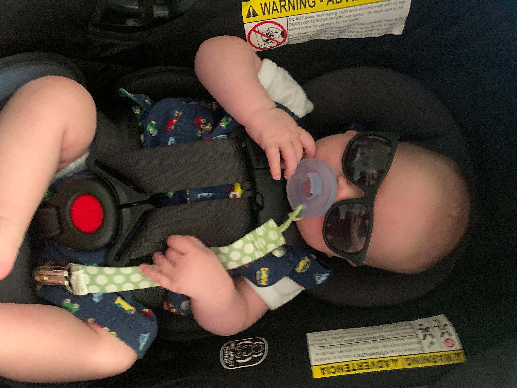 Nikolai is registered to the contest to win money with this photo: baby, baby_products, baby_toddler_clothing, child, comfort, elbow, finger, fun, gesture, human_body, human_leg, joint, mouth, nail, person, personal_protective_equipment, service, thigh, thumb, toddler