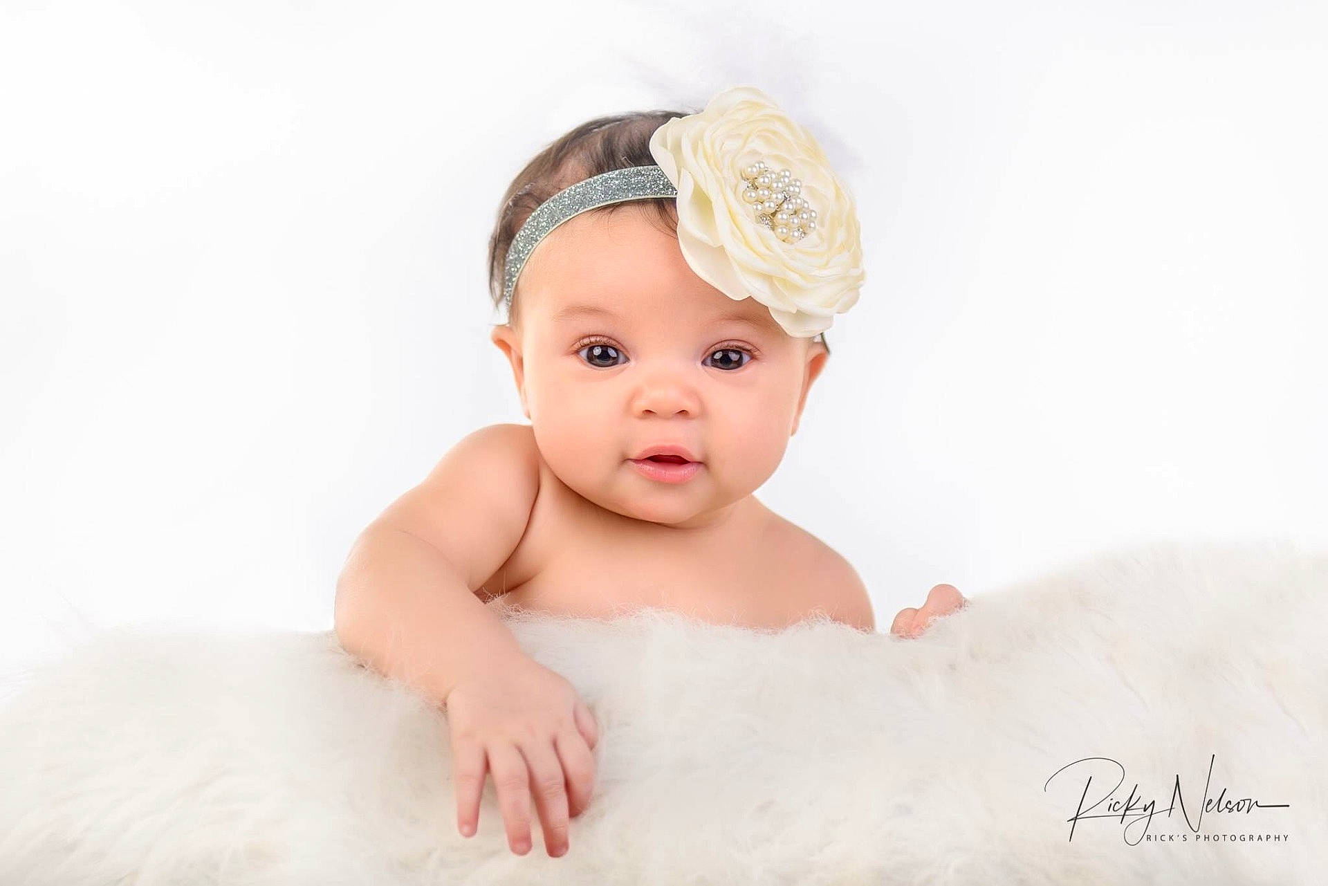 Ariella joined the competition — help win amazing prizes! child, hair_accessory, headband, headgear, headpiece, infant, person, photo_shoot, photograph, photography, portrait_photography, toddler