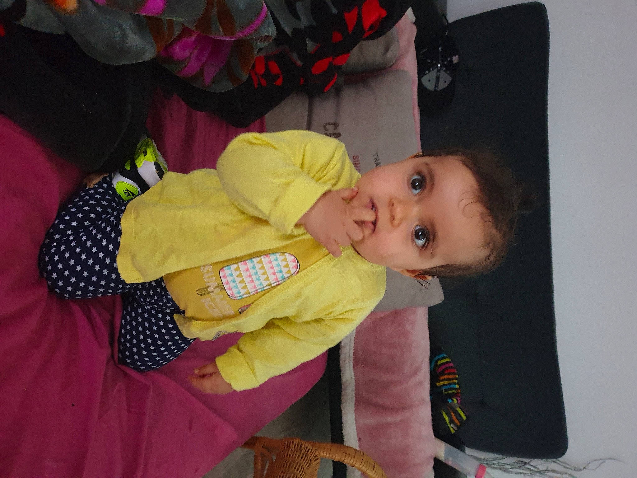 Lylia a rejoint le concours — aidez-le/la à gagner de superbes lots ! child, person, toddler