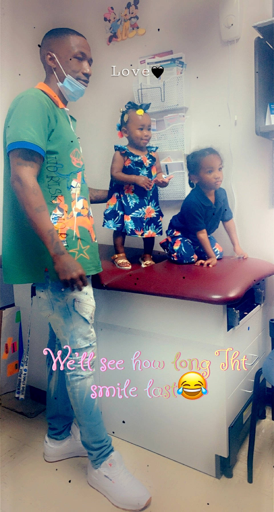 Karma is registered to the contest to win money with this photo: baseball_cap, blue, electric_blue, event, eyewear, fashion_design, font, fun, games, leisure, machine, magenta, person, recreation, room, shoe, sportswear, standing, t_shirt, textile