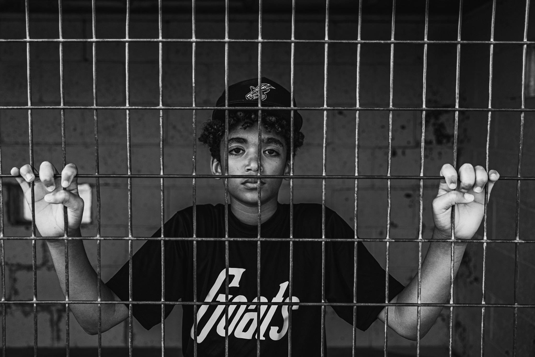 Antonio joined the competition — help win amazing prizes! beauty, black, black_and_white, chain_link_fencing, darkness, fence, flash_photography, font, human, line, mesh, monochrome, monochrome_photography, muscle, net, people, person, player, style, wall