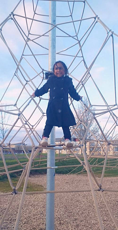 Kaycye participe au concours pour gagner de l'argent avec cette photo : joy, person