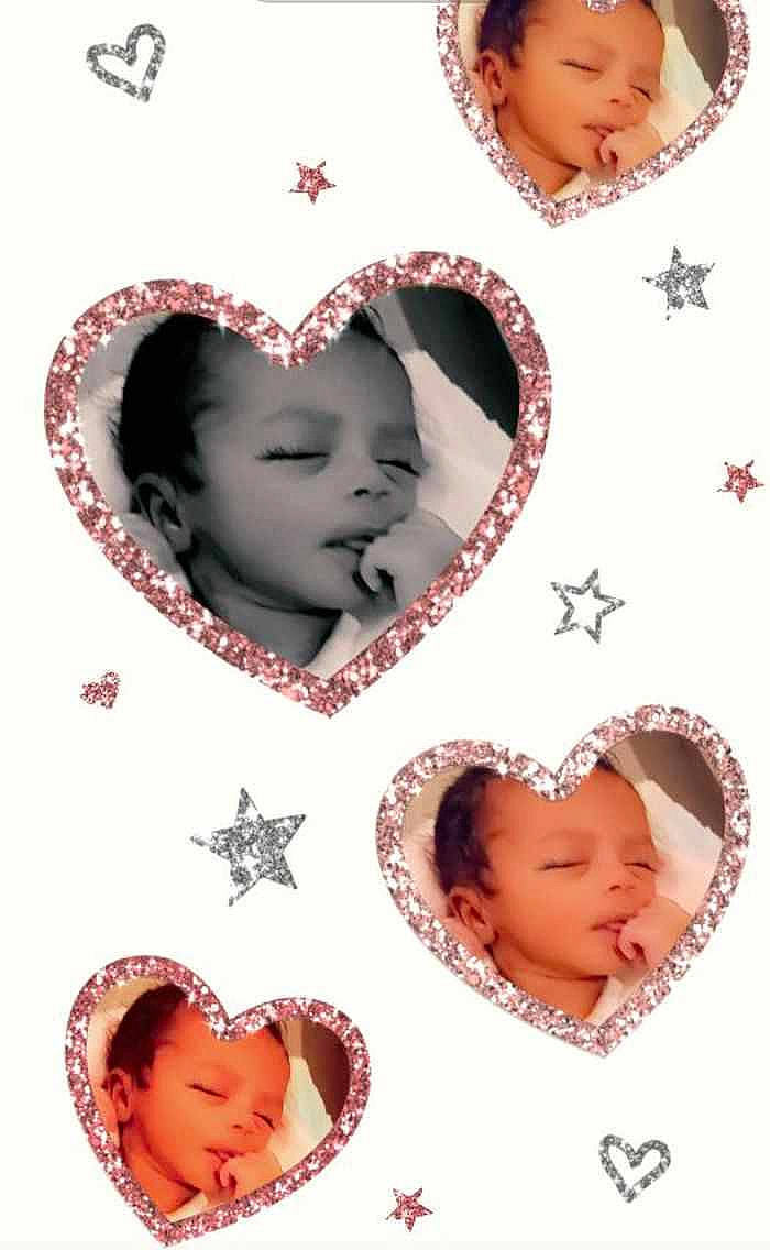 Claudia a rejoint le concours — aidez-le/la à gagner de superbes lots ! cheek, child, eye, eyebrow, eyelash, facial_expression, gesture, happy, head, human, mouth, nose, organ, people, person, photograph, pink, product, red, skin