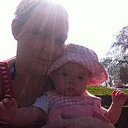 Nieve is registered to the contest to win money with this photo: