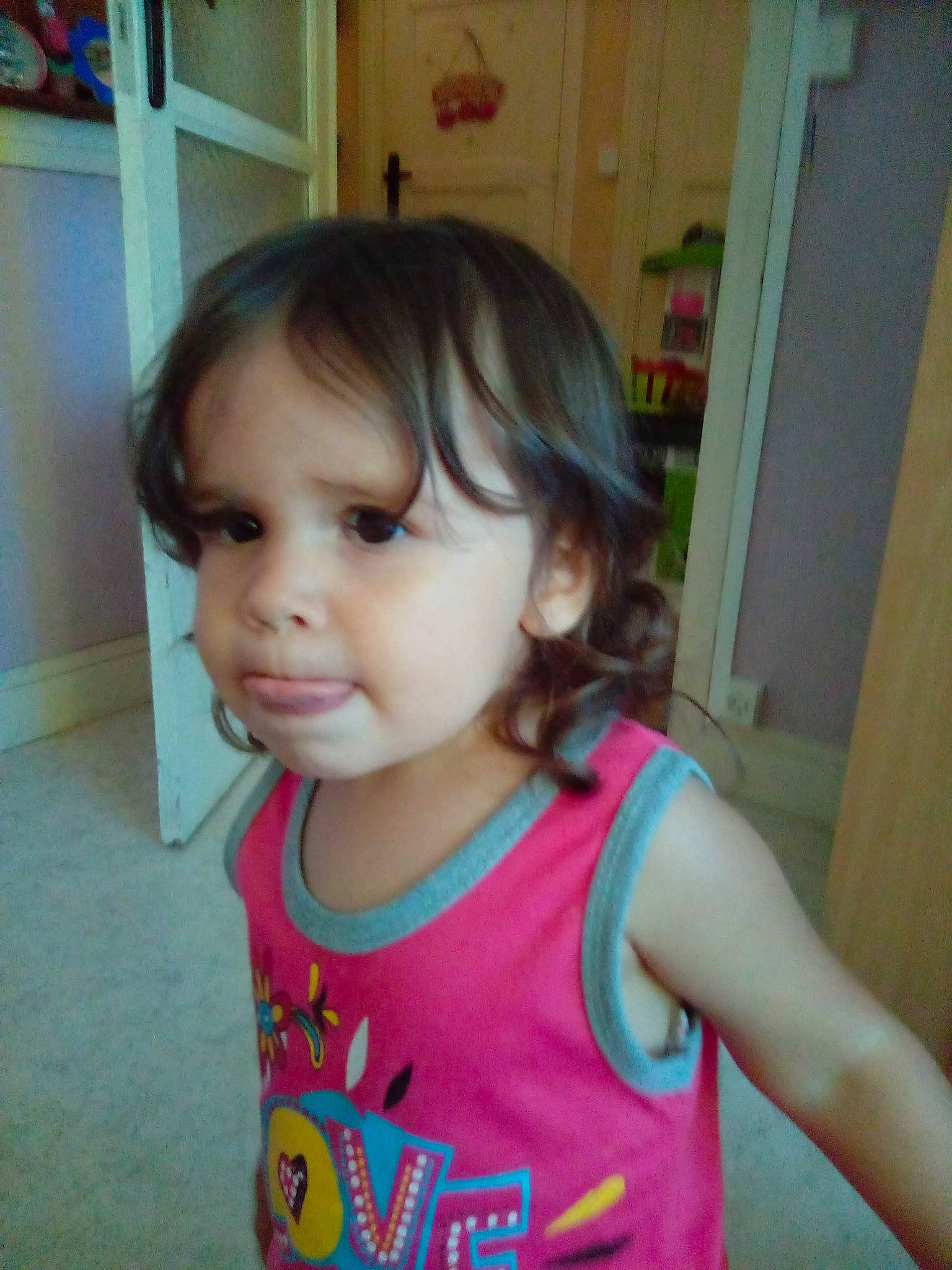 Emma a rejoint le concours — aidez-le/la à gagner de superbes lots ! baby, cheek, child, chin, cool, ear, face, forehead, fun, hair, hairstyle, head, lip, neck, nose, person, play, skin, smile, toddler