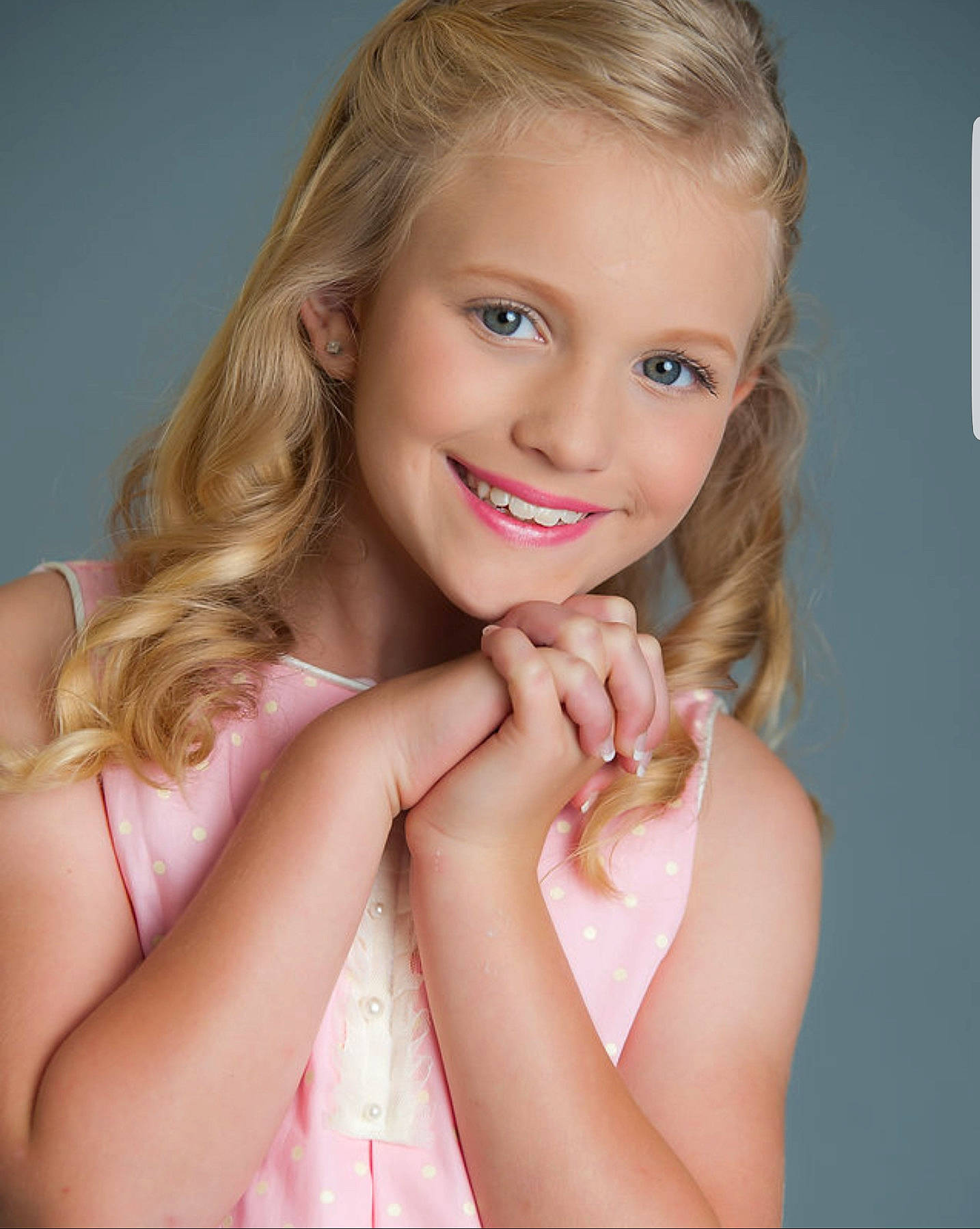 Kaylee is registered to the contest to win money with this photo: beauty, blond, brown_hair, cheek, child, child_model, chin, girl, hair, hairstyle, hand, human_hair_color, joy, long_hair, model, person, photo_shoot, pink, portrait, shoulder