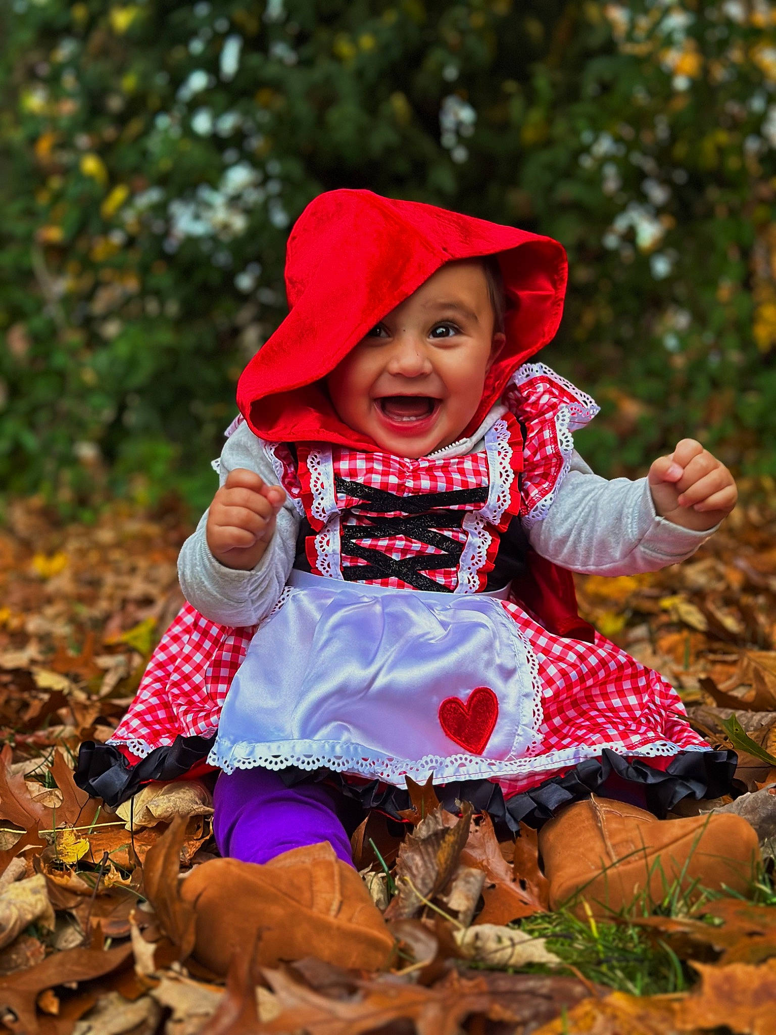 Sadie is registered to the contest to win money with this photo: baby, baby_toddler_clothing, beauty, child, eye, fun, grass, happy, hat, headwear, joy, leaf, mammal, people_in_nature, person, pink, plant, sitting, smile, sun_hat
