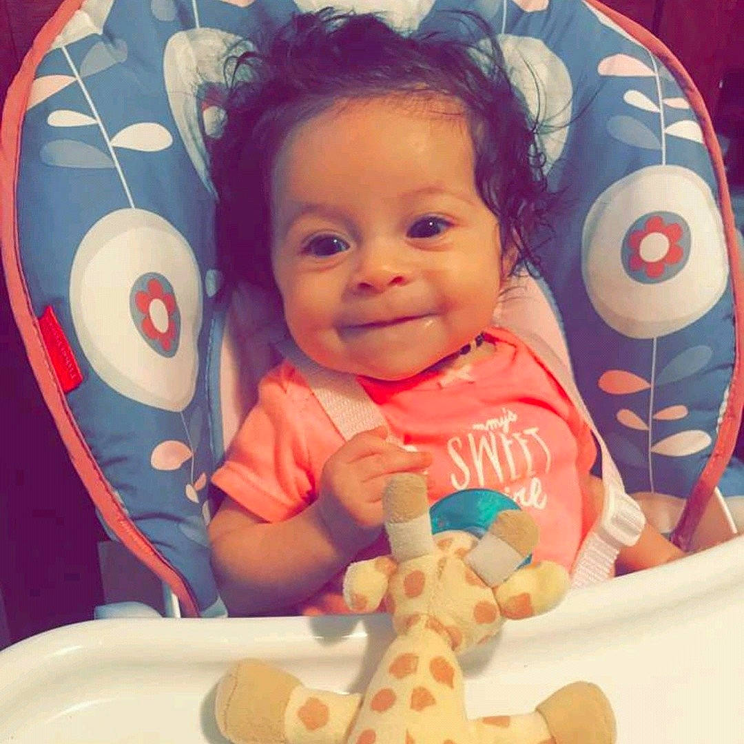 Emiliana is registered to the contest to win money with this photo: child, food, infant, organ, play, toddler