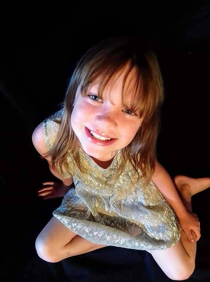 Karleigh joined the competition — help win amazing prizes! arm, bangs, chin, cool, eye, eyebrow, facial_expression, finger, flash_photography, fun, gesture, hairstyle, hand, happy, human_body, iris, joy, lip, person, skin