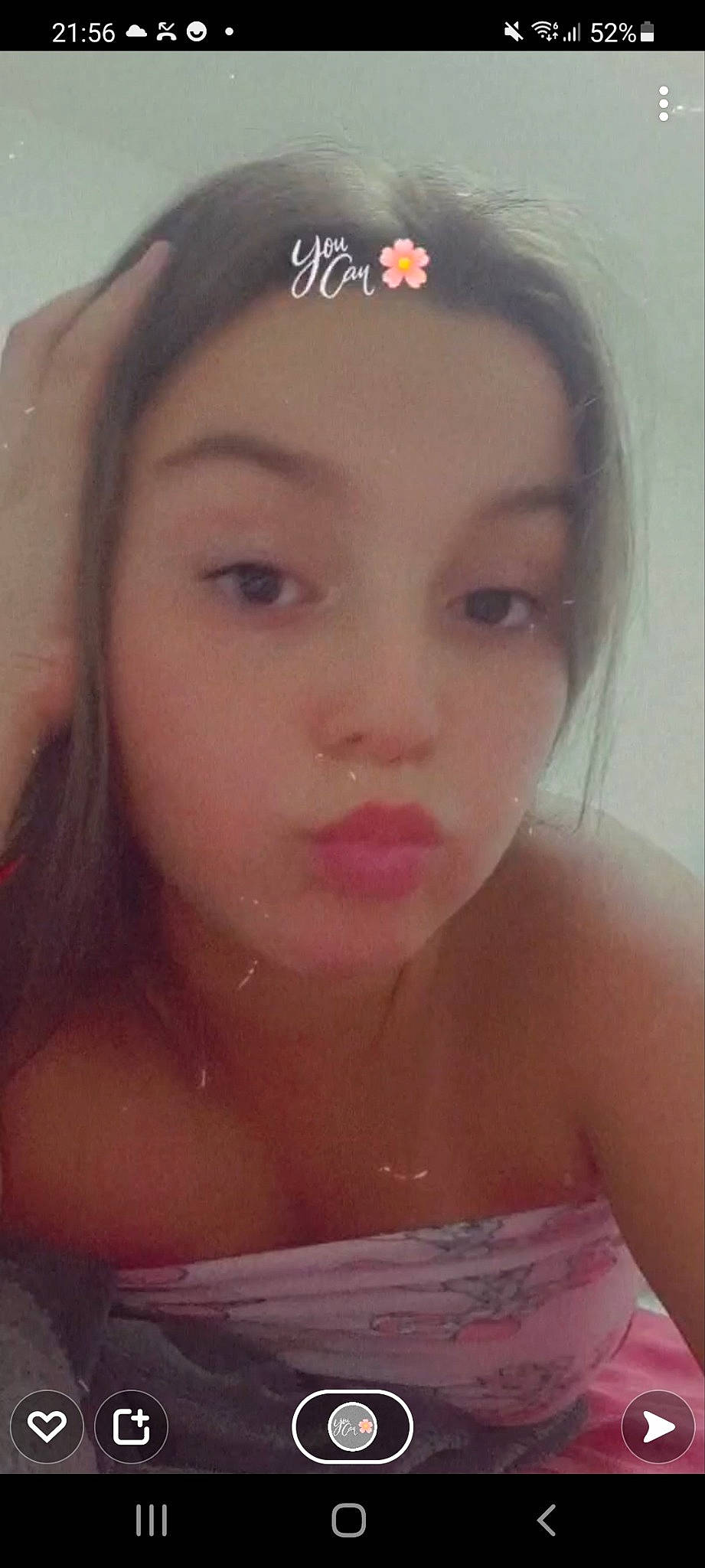 Malena a rejoint le concours — aidez-le/la à gagner de superbes lots ! bathing, black_hair, cheek, chest, ear, eyebrow, eyelash, forehead, hairstyle, happy, iris, jaw, lip, mouth, muscle, neck, nose, organ, person, pink