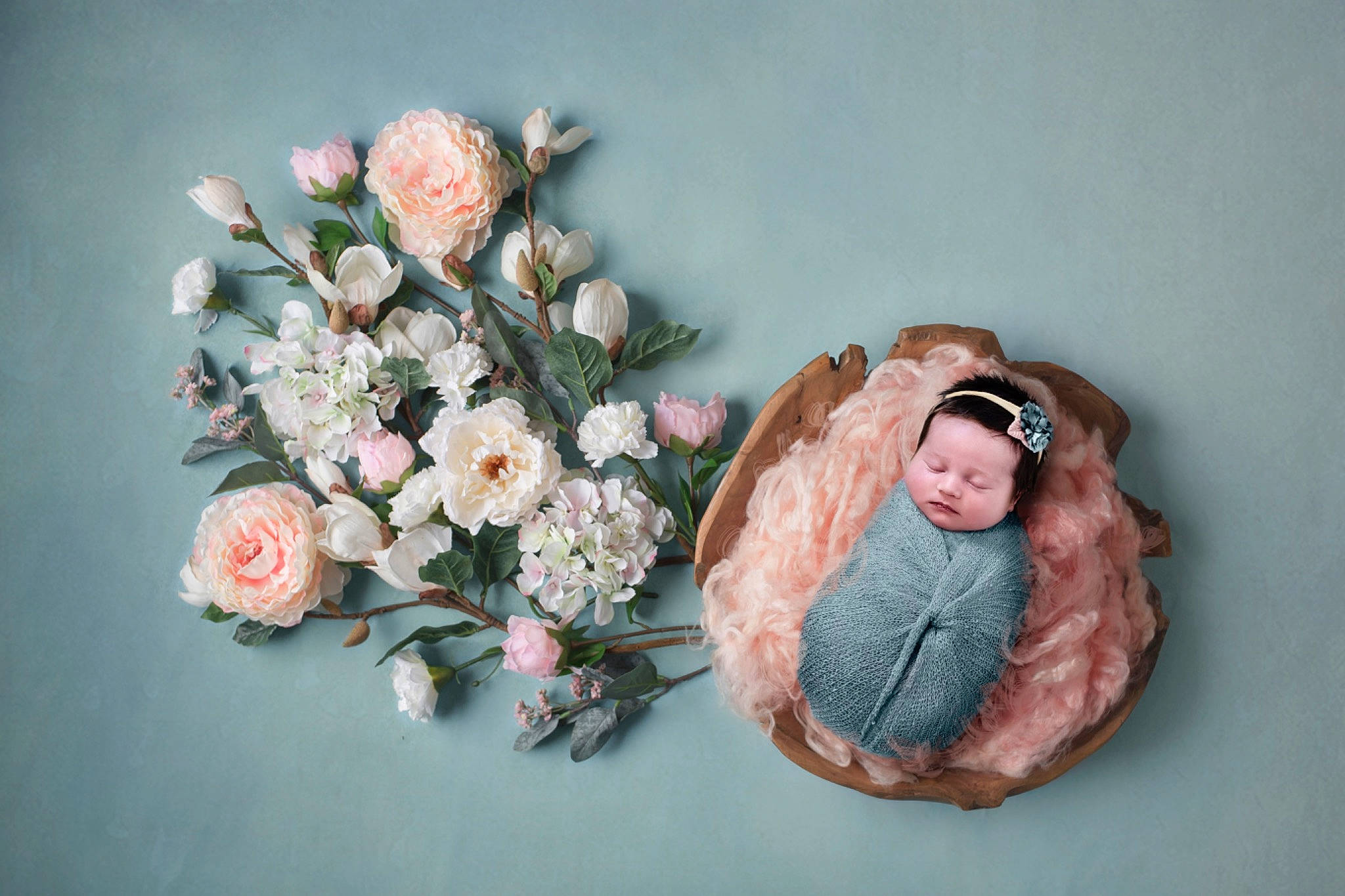 Macie joined the competition — help win amazing prizes! artificial_flower, cut_flowers, dress, fashion_accessory, floral_design, flower, flower_arranging, hair_accessory, hand, headgear, headpiece, hybrid_tea_rose, peach, person, petal, pink, plant, rose, rose_family, rose_order