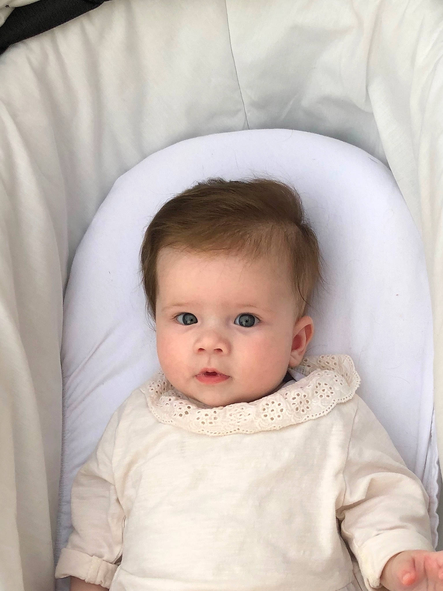 Juliette a rejoint le concours — aidez-le/la à gagner de superbes lots ! baby, cheek, child, eye, face, head, iris, person, product, skin, toddler