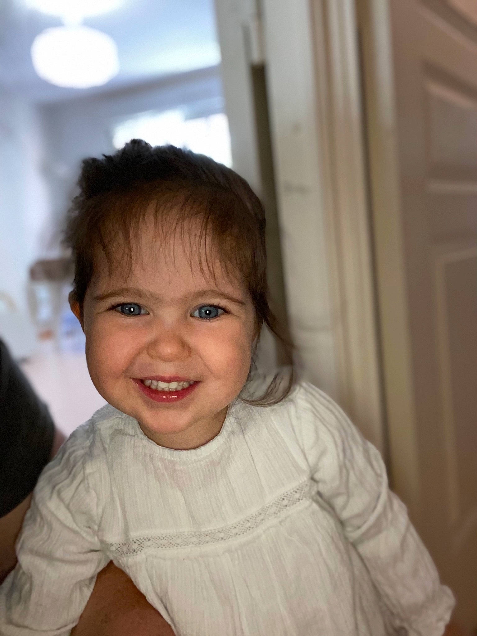 Maelyn a rejoint le concours — aidez-le/la à gagner de superbes lots ! baby, baby_toddler_clothing, cheek, child, chin, comfort, ear, eyebrow, fun, happy, iris, joy, laugh, lip, mouth, nose, person, shoulder, sleeve, smile