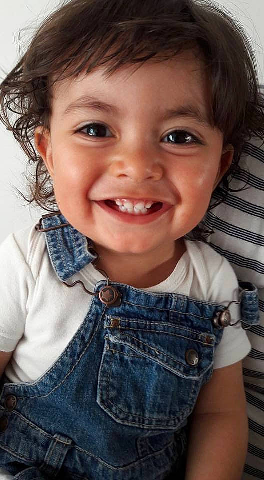 SÉbastien participe au concours pour gagner de l'argent avec cette photo : beauty, boy, brown_hair, cheek, child, child_model, eye, face, facial_expression, girl, head, iris, joy, lip, person, portrait, portrait_photography, skin, smile, toddler