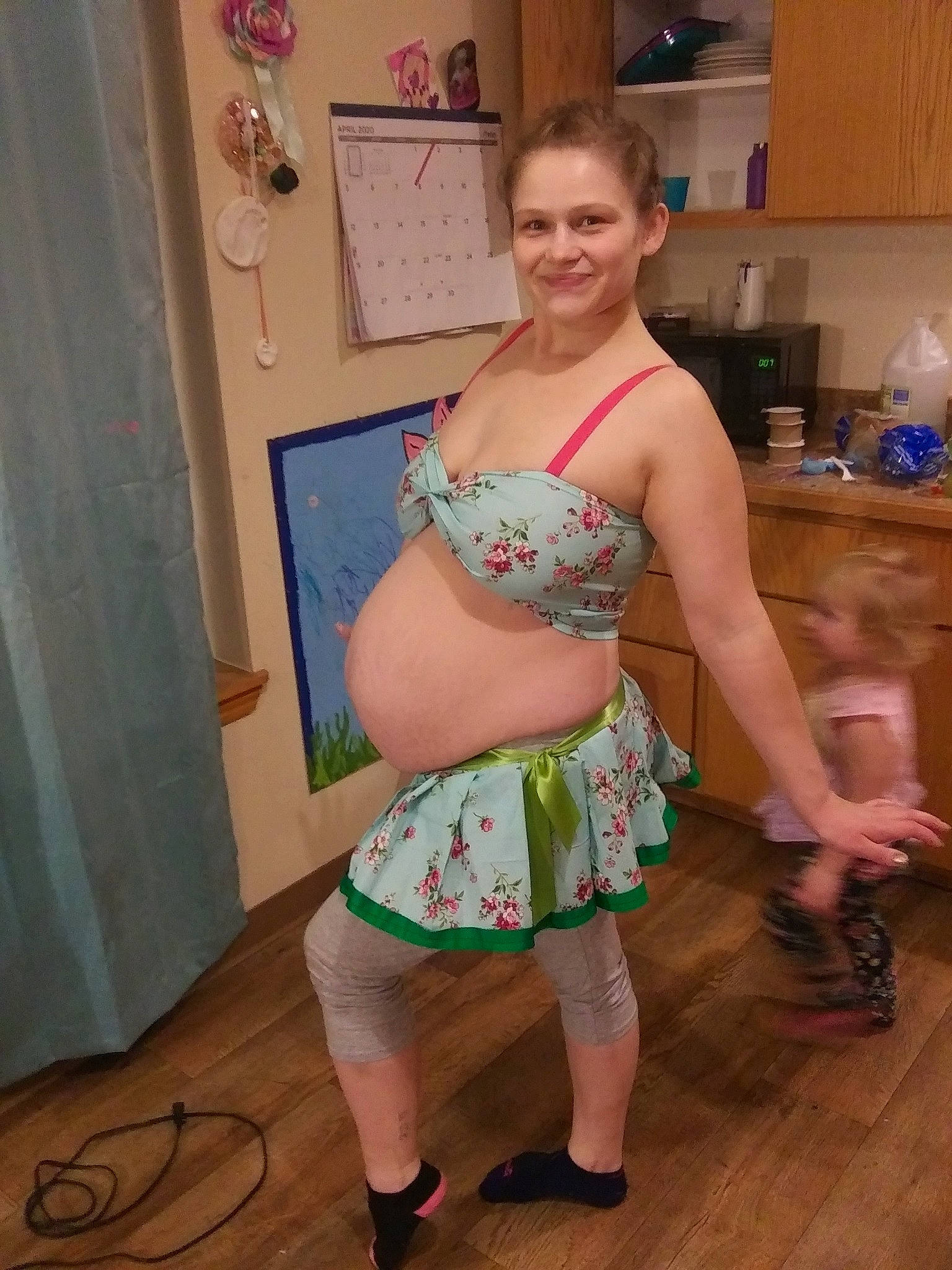 Dorian is registered to the contest to win money with this photo: abdomen, costume, joint, joy, person, shoulder, trunk