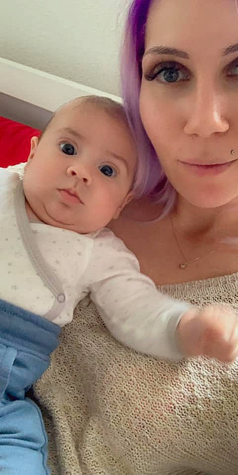 Hayden a rejoint le concours — aidez-le/la à gagner de superbes lots ! baby, cheek, child, chin, eye, eyebrow, face, forehead, head, lip, mouth, nose, person, photography, selfie, skin, smile, toddler