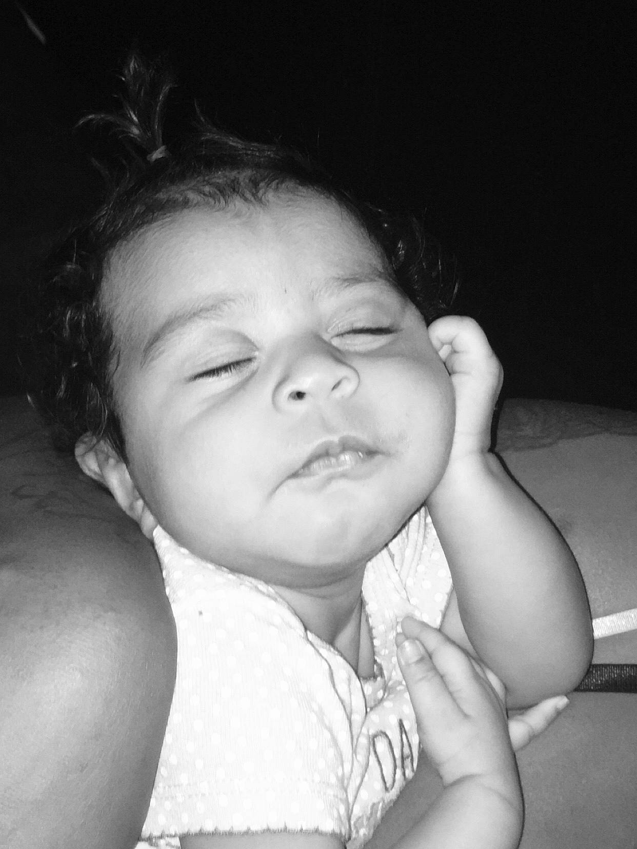 Meilani is registered to the contest to win money with this photo: baby, beauty, black, black_and_white, cheek, child, chin, eye, face, fun, head, lip, monochrome, monochrome_photography, nose, person, photograph, skin, snapshot, toddler