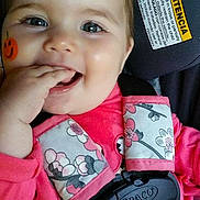 Leilani is registered to the contest to win money with this photo: