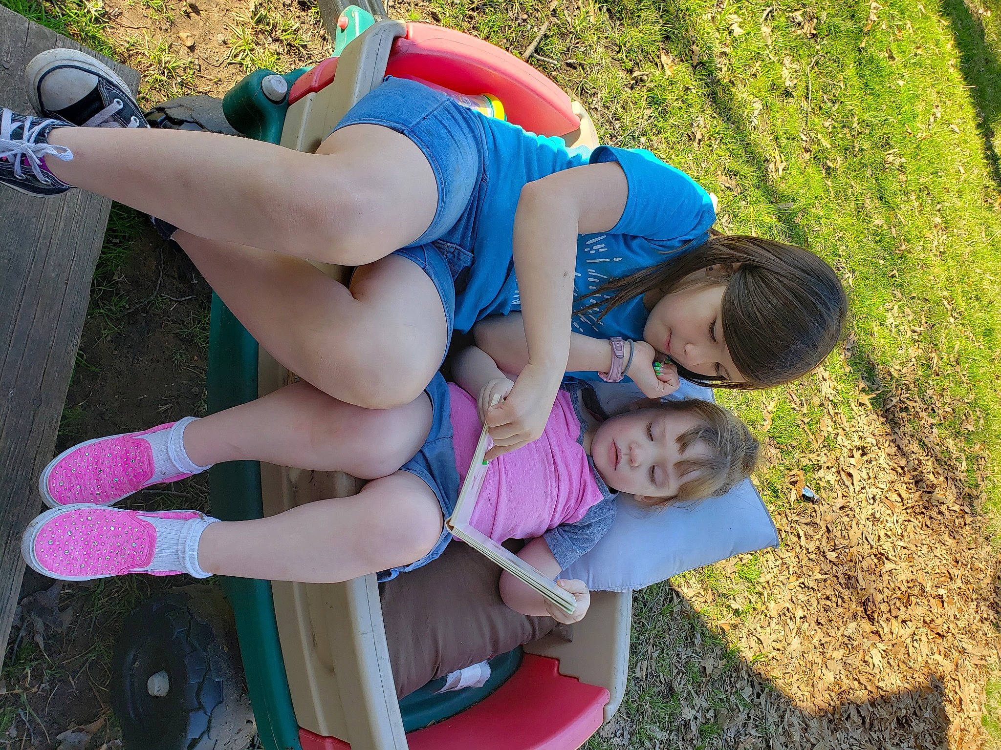 Nevaeh joined the competition — help win amazing prizes! fun, leg, person, play