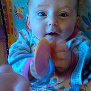 Niya is registered to the contest to win money with this photo: