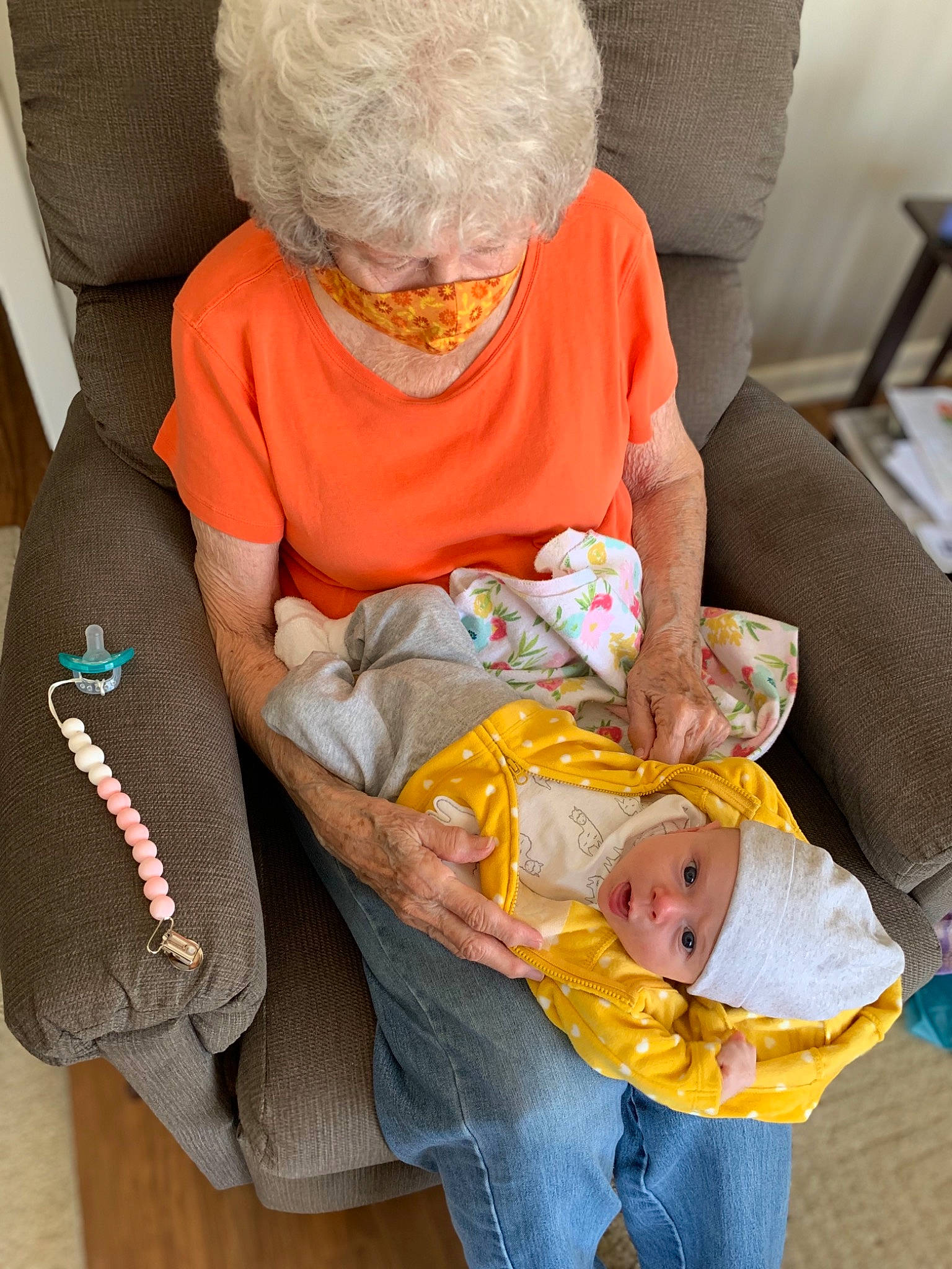 Vera is registered to the contest to win money with this photo: baby, baby_products, baby_toddler_clothing, car_seat, chair, child, comfort, flooring, fun, headwear, knee, lap, leg, nap, person, play, room, sitting, sleep, sunglasses