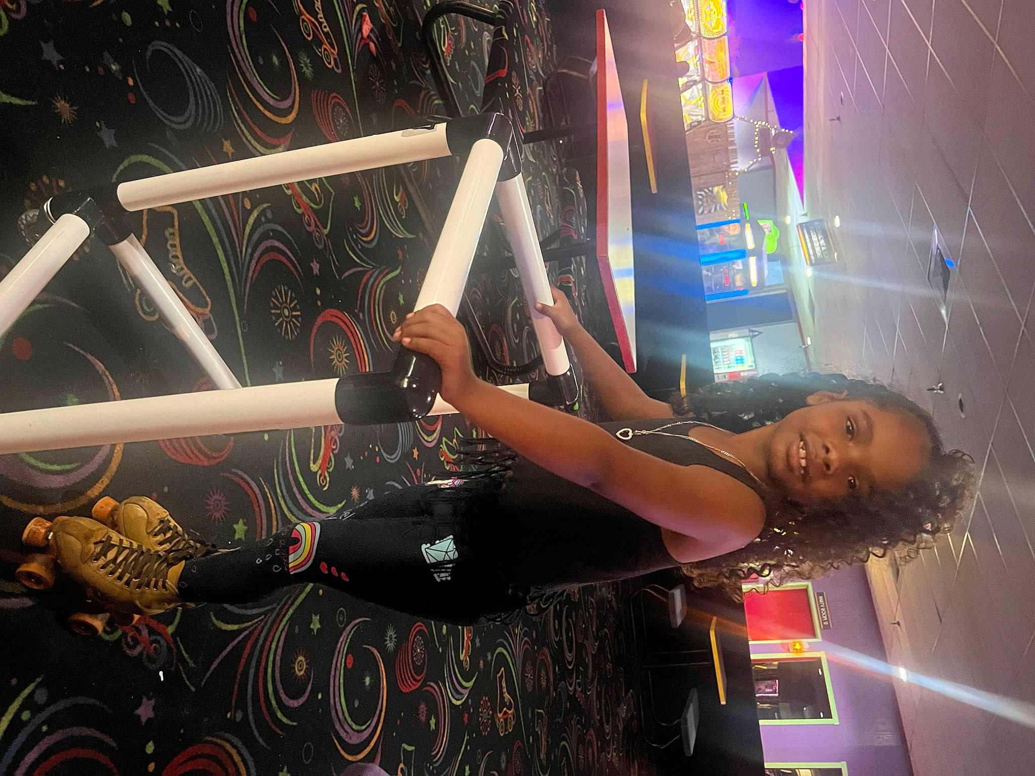 Cataleya is registered to the contest to win money with this photo: advertising, art, artist, automotive_design, beauty, cool, elbow, entertainment, event, finger, flash_photography, font, fun, graphic_design, graphics, human_leg, illustration, joy, person, thigh