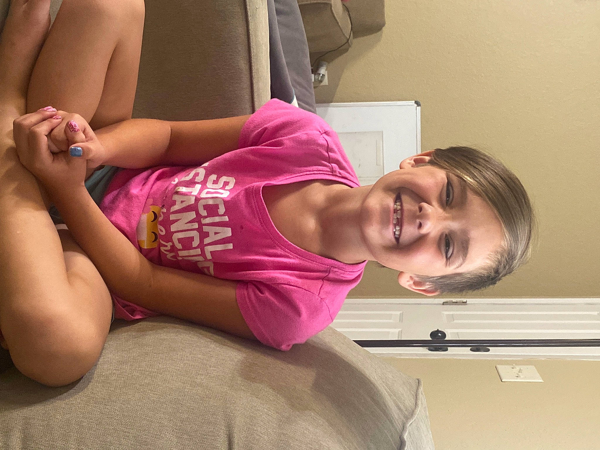 Rayleigh is registered to the contest to win money with this photo: abdomen, black_hair, chest, comfort, elbow, eyelash, glasses, happy, human_body, joint, joy, knee, leg, neck, person, pink, shoulder, skin, smile, thigh