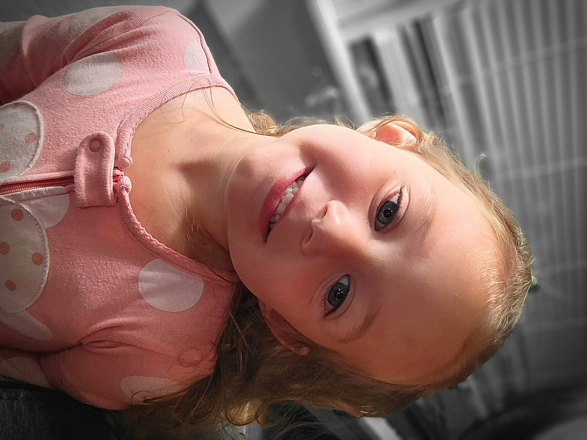 Lila is registered to the contest to win money with this photo: cheek, chin, ear, eyebrow, eyelash, facial_expression, fashion, flash_photography, hairstyle, head, jaw, joy, lip, mouth, muscle, neck, nose, person, shoulder, skin