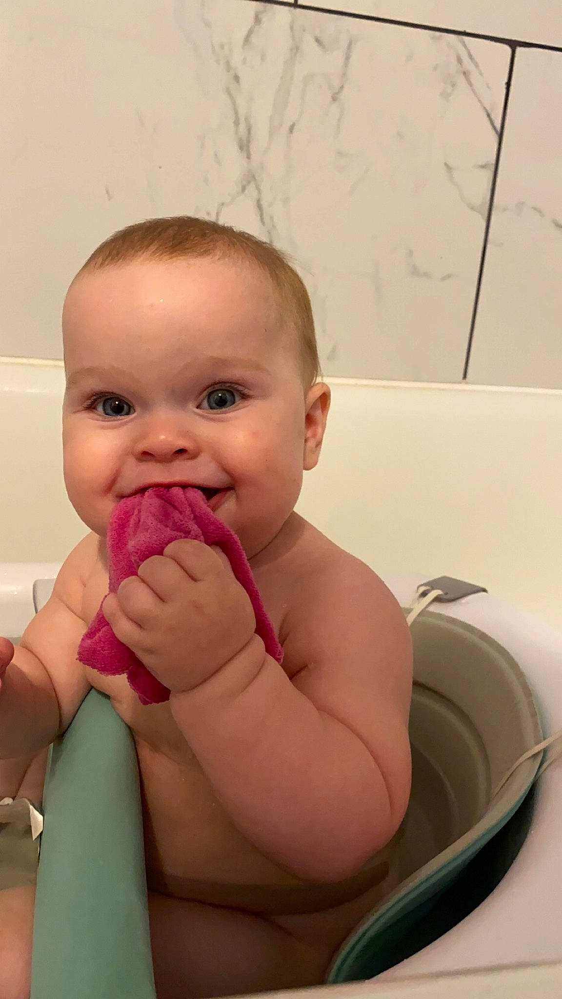 Braelynn is registered to the contest to win money with this photo: arm, baby, baby_bathing, bathing, bathtub, cheek, chest, chin, eyebrow, finger, gesture, hand, happy, iris, joy, lip, neck, nose, person, skin