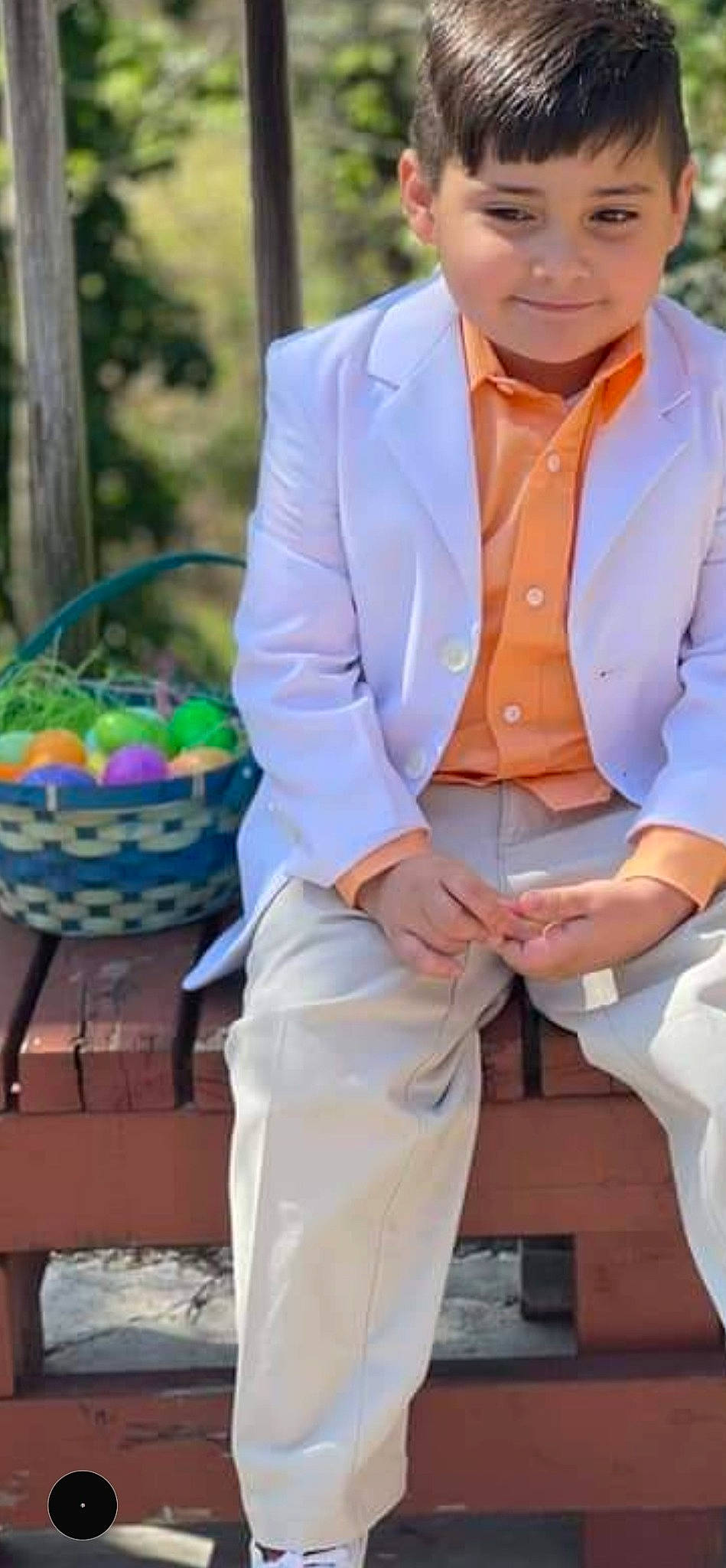 Bentley is registered to the contest to win money with this photo: basket, blazer, bow_tie, collar, dress_shirt, easter, electric_blue, eyewear, formal_wear, happy, hat, joy, neck, person, picnic_basket, pink, sleeve, storage_basket, street_fashion, suit