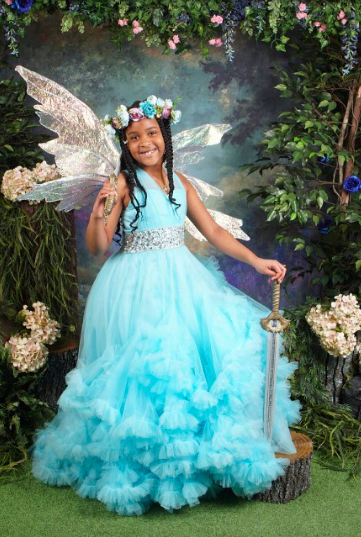 Alyvia is registered to the contest to win money with this photo: botany, bridal_clothing, bridal_party_dress, bride, dress, eye, fashion, flash_photography, flower, formal_wear, gown, grass, happy, headwear, joy, mythical_creature, nature, person, photograph, plant