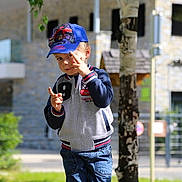 Arthur a rejoint le concours — aidez-le/la à gagner de superbes lots !