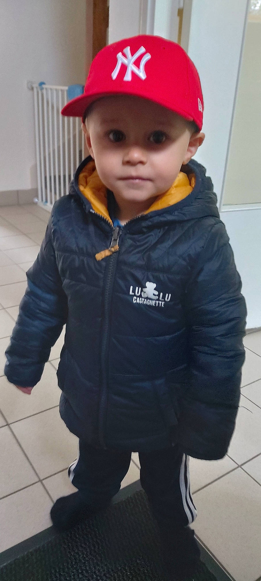 Ivan participe au concours pour gagner de l'argent avec cette photo : child, clothing, cool, headgear, headwear, hood, hoodie, jacket, outerwear, person, sleeve, smile, toddler