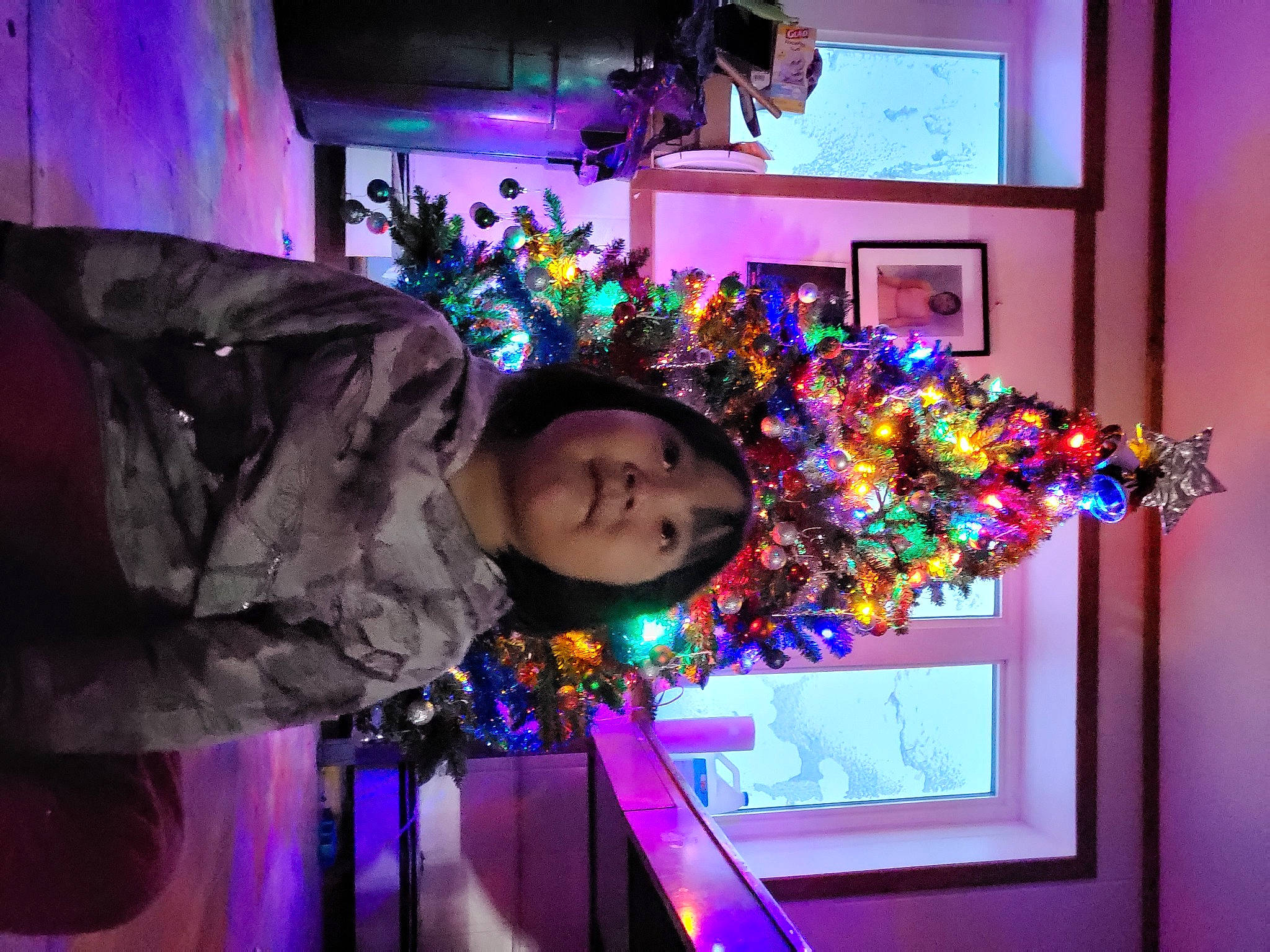 Helena is registered to the contest to win money with this photo: art, artist, design, electric_blue, event, fashion_design, fun, light, lighting, magenta, ornament, person, pink, purple, room, snapshot, tree, violet, visual_arts, visual_effect_lighting