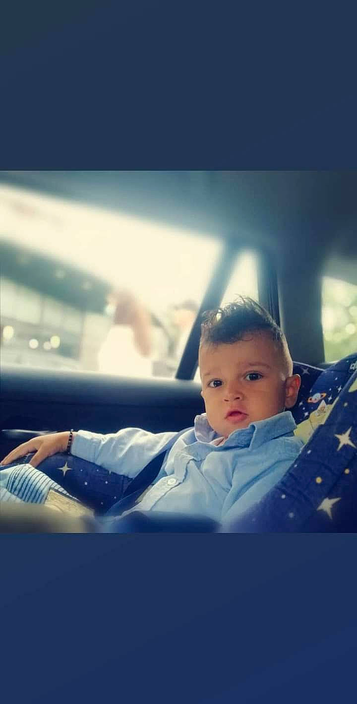 Fabian Adrian is registered to the contest to win money with this photo: air_travel, automotive_design, automotive_exterior, automotive_lighting, baby, baby_toddler_clothing, child, cloud, comfort, electric_blue, flash_photography, fun, happy, person, personal_luxury_car, sky, tints_and_shades, toddler, travel, vehicle_door